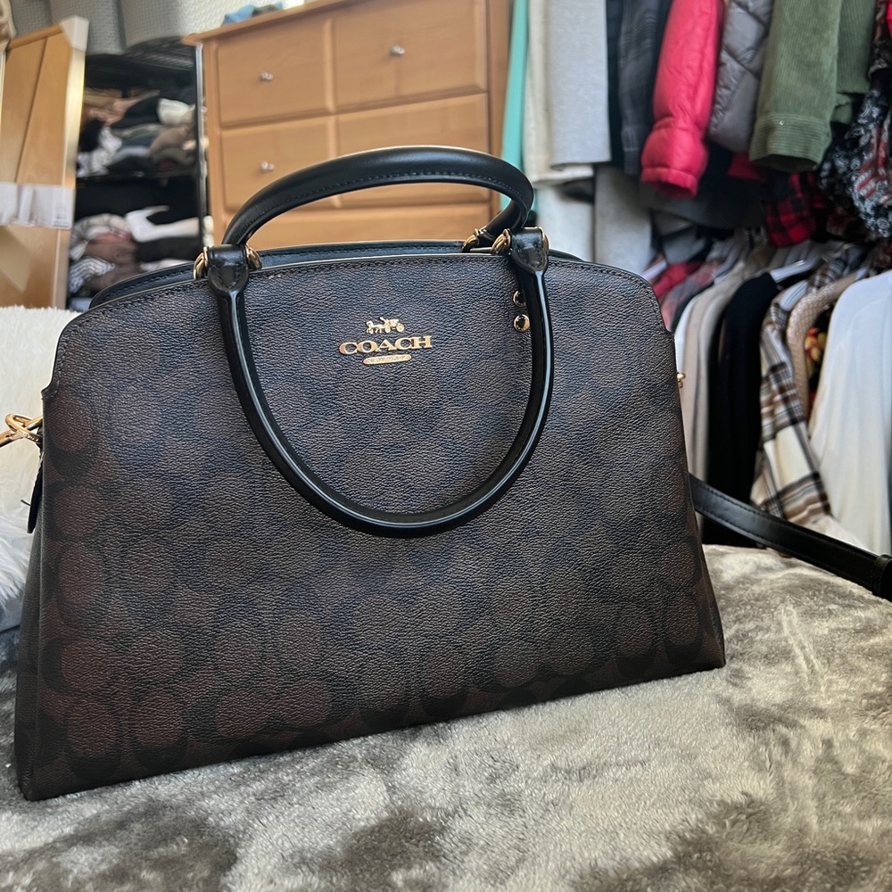 Coach crossbody purse.